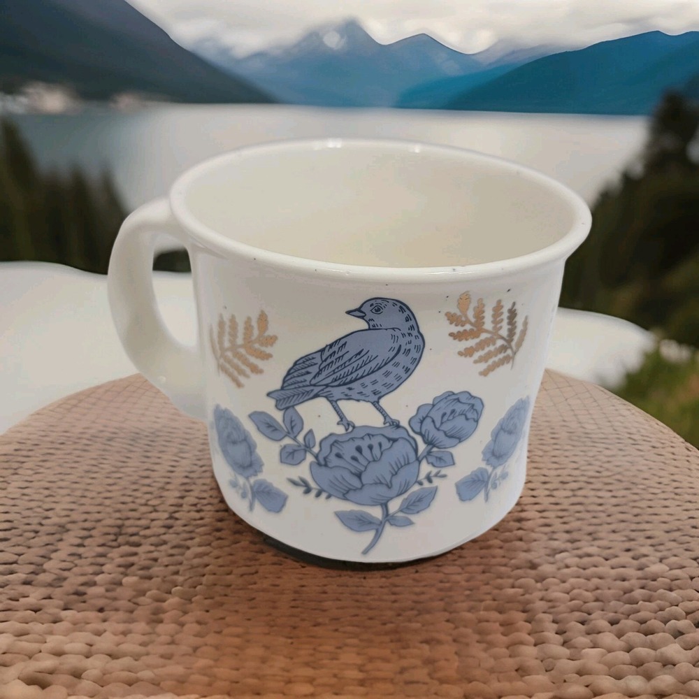 New! DWELL STUDIOS White Speckled‎ Blue Bird Florals Gold Leaf Tea Coffee Mug